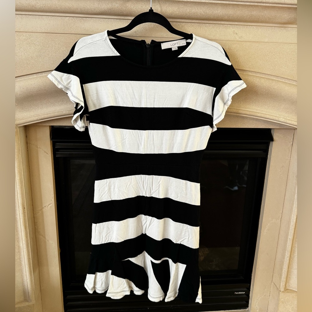 Loft Dress striped black size 2 petite